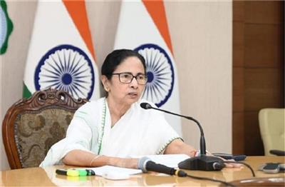 भाजपा पर ममता बनर्जी का आरोप: मुर्शिदाबाद दंगे प्रभावितों से मिलने से रोका गया, क्या यह अपहरण नहीं?