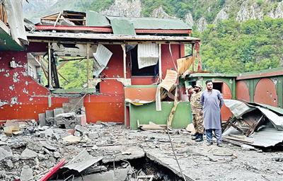 सिंदूर का बदला पूरा : राफेल का रौद्र रूप, स्कैल्प मिसाइल ने छेदे आतंकी अड्डे, दुश्मन को भनक तक नहीं
