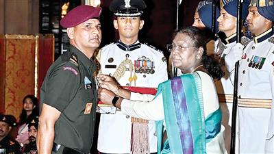 बहादुर और बलिदान देने वाले जवानों को गैलेंट्री अवॉर्ड, राष्ट्रपति ने शौर्य चक्र और वीरता पुरस्कारों से नवाजे जांबाज