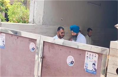 Jalandhar: MLA रमन अरोड़ा पर FIR दर्ज, घर किया सील