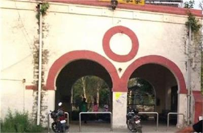 जालंधर के इस रेलवे स्टेशन पर माहौल तनावपूर्ण, जांच में  जुटी पुलिस