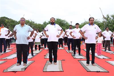 अंतर्राष्ट्रीय योग दिवस 2025 की उल्टी गिनती शुरू, प्रतापराव जाधव ने पुडुचेरी में योग महोत्सव का किया उद्घाटन