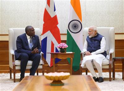 पीएम मोदी ने ब्रिटेन के विदेश मंत्री से की मुलाकात, सीमा पार आतंकवाद के खिलाफ लड़ाई में जताया समर्थन