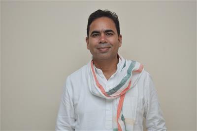 छात्रवृति में कटौती का मामला: हकृवि में छात्रों पर लाठीचार्ज की विधायक शीशपाल केहरवाला ने की निंदा