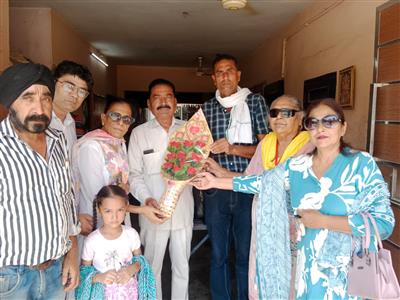 तृप्ता वेल्फेयर सोसायटी ने शनिदेव मंदिर में लगाई छबील