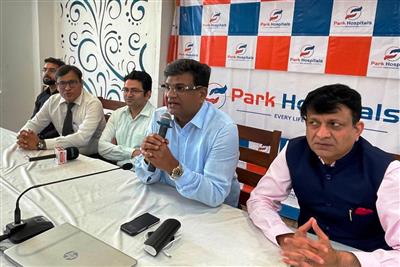 पार्क हॉस्पिटल मोहाली में अब होगा एडवांस रोबोटिक किडनी ट्रांसप्लांट: डॉ. प्रियदर्शी रंजन