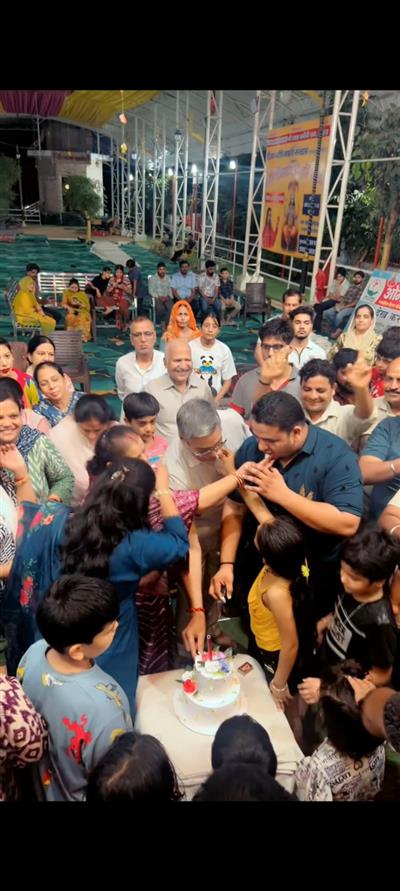 श्री श्याम भजनों से पवन गर्ग ने मनाई अपनी वैवाहिक वर्षगांठ