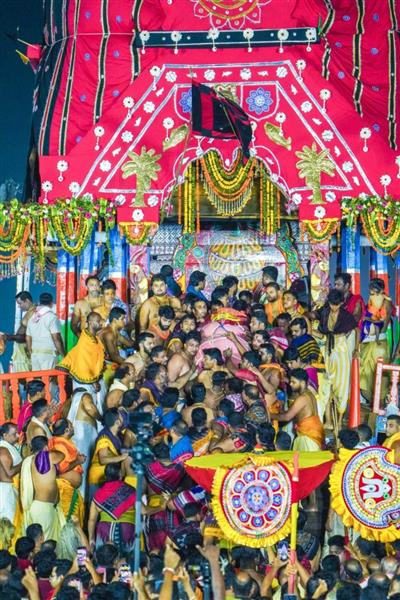 रहस्यों के स्वामी हैं पुरी के जगन्नाथ, जानिये आश्चर्य से भरी कथा