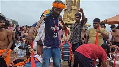 सावन की शुरुआत पर आस्था का सैलाब: काशी, हरिद्वार और प्रयागराज में उमड़े श्रद्धालु