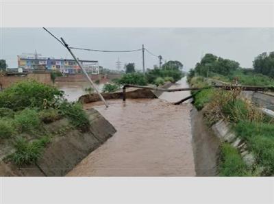 बठिंडा में नहर टूटने से घरों में घुसा पानी, लोगों को खाली करने पड़े घर