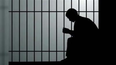 कैदी को हो रहा था पेट दर्द, एक्स-रे रिपोर्ट देख डाक्टर भी हुए हैरान