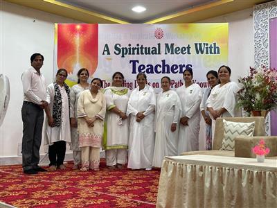 पढ़ाई के साथ-साथ चरित्र निर्माण भी करते हैं शिक्षक: बिंदू दीदी