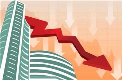 सेंसेक्स 630 अंक गिरकर 81,551 पर कर रहा कारोबार, निफ्टी 25000 के नीचे