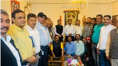 डिप्टी सीएम मुकेश अग्निहोत्री से बैठक के बाद HRTC चालक यूनियन ने खत्म किया आंदोलन