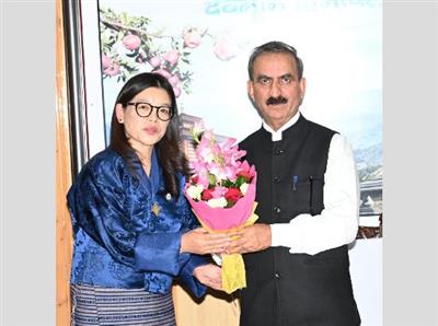 Himachal Pradesh: मुख्यमंत्री ने भूटान सरकार को 5000 से अधिक चिलगोजा के पौधे भेंट किए