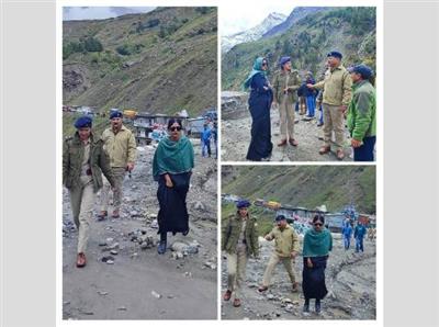 Himachal: Lahaul Spiti News : बादल फटने से लाहौल में भारी नुकसान, DC किरण भड़ाना ने किया प्रभावित क्षेत्रों का दौरा