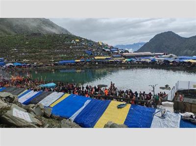 Himachal: Manimahesh Yatra : टेंट में सोने के वसूले 2700 रुपए; मणिमहेश से पैदल चंबा पहुंचे श्रद्धालु बोले, यात्रा के नाम पर चल रही लूट