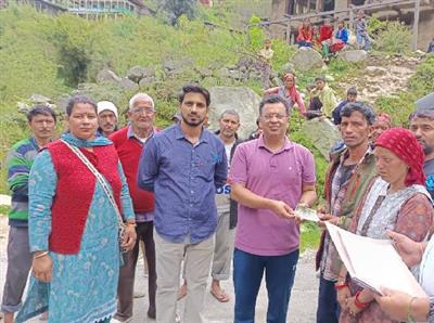 Himachal: Kullu News: DC बोलीं -आपदा प्रभावितों तक राहत पहुंचाना प्राथमिकता, बंजार उपमंडल में हुए नुकसान की दी जानकारी