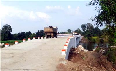 ग्रामीण शिक्षा, स्वास्थ्य और रोज़गार को नई दिशा दे रही प्रधानमंत्री ग्राम सड़क योजना