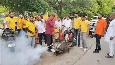बाढ़ प्रभावित इलाक़ों में पंजाब सरकार ने लगाये हेल्थ कैंप, पहले दिन 51 हज़ार लोग आये