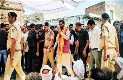 ASI संदीप लाठर के घर CM आए , तो अभय चौटाला ने कसा तंज...बोले जाटों की सहानुभूति लेने आए थे