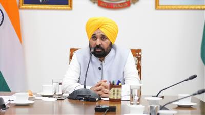पंजाब सरकार महिलाओं को दी गारंटी करने जा रही पूरी! जानें कब आएंगे खाते में 1100-1100 रुपए