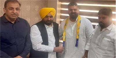 Jalandhar की राजनीति में बड़ी हलचल, AAP में शामिल हुआ ये पार्षद
