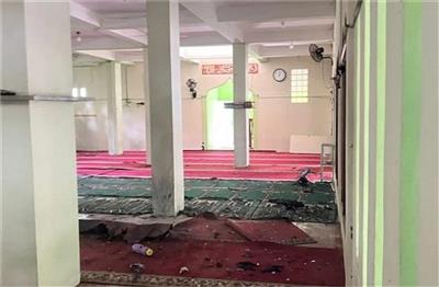 45 लोग घायल... नमाज पढ़ते समय मस्जिद में हुआ बम धमाका, AK-47 भी बरामद