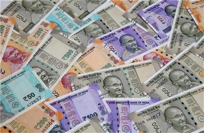 Indian Currency: रुपए में बढ़त, डॉलर के मुकाबले आज इतना हुआ मजबूत