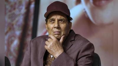 Bollywood के 'ही-मैन' धर्मेंद्र को अस्पताल से मिली छुट्टी, फैंस ने ली राहत की सांस