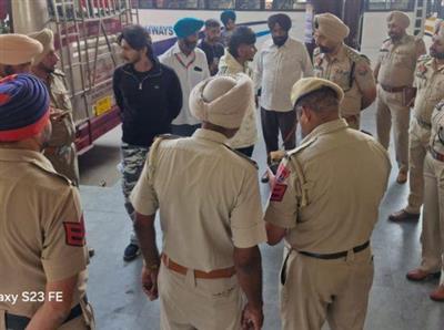 ਸੁਰੱਖਿਆ ਮਜ਼ਬੂਤ: ਜਗਰਾਉਂ ਬੱਸ ਅੱਡੇ 'ਤੇ ਪੁਲਿਸ ਦਾ ਅਚਨਚੇਤ 'ਸਰਚ ਆਪ੍ਰੇਸ਼ਨ'