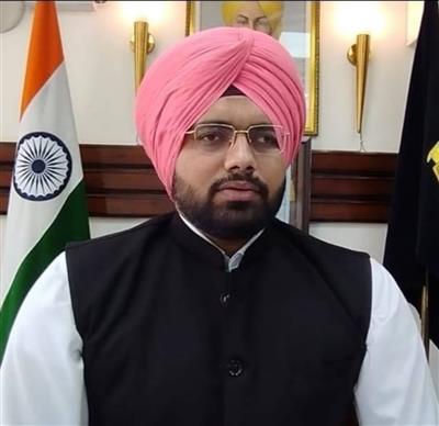 ਸ੍ਰੀਨਗਰ ਤੋਂ ਅਰੰਭ ਹੋਇਆਂ ਨਗਰ ਕੀਰਤਨ 22 ਨਵੰਬਰ ਨੂੰ ਪਹੁੰਚੇਗਾ ਨਵਾਂਸ਼ਹਿਰ