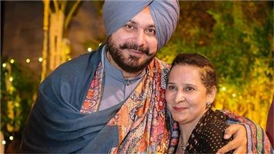 Navjot Sidhu ने छेड़ी कानूनी लड़ाई, अब कांग्रेसी नेता को भेज दिया नोटिस