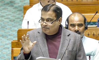 पेट्रोल में इथेनॉल मिलाने से गाड़ियों पर कोई नकारात्मक असर नहीं, किसानों को हो रहा फायदा : नितिन गडकरी