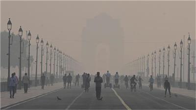 Delhi air pollution: दिल्ली में प्रदूषण का कहर! AQI 300 के पार, सांस लेना अब भी मुश्किल