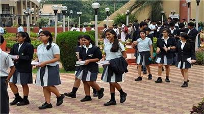 Delhi School Fees: दिल्ली के प्राइवेट स्कूलों पर लगाम—लागू हुआ नया फीस रेगुलेशन कानून