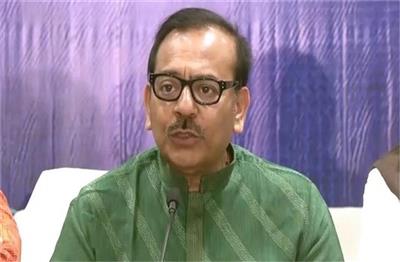 मेसी इवेंट के बवाल ने ली बंगाल के खेल मंत्री अरूप बिस्वास की कुर्सी, ममता बनर्जी को सौंपा इस्तीफा