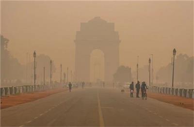 Air Pollution: GRAP-4 लागू! फिर भी दिल्ली की हवा जहरीली... AQI 300 पार, 26 इलाकों में रेड जोन, सांस लेना हुआ मुश्किल