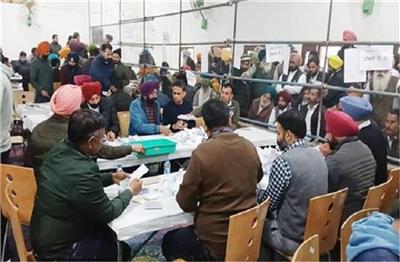 Election Results Live : पंजाब में चुनाव नतीजे आने शुरू, कौन सी पार्टी चल रही आगे, पढ़ें ताजा Update