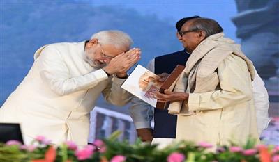 राष्ट्रपति मुर्मु और पीएम मोदी ने मशहूर मूर्तिकार राम सुतार के निधन पर जताया शोक