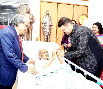 मशहूर मूर्तिकार राम सुतार का निधन, सीएम फडणवीस के अनुरोध पर यूपी सरकार की ओर से राजकीय सम्मान के साथ अंतिम संस्कार