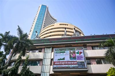 नए वित्त वर्ष के साथ शेयर बाजार ने की शानदार वापसी; सेंसेक्स 1,186 अंक बढ़ा