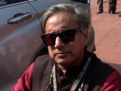 केरल में शशि थरूर के सुरक्षा गार्ड पर हमला: पुलिस ने दो लोगों को किया गिरफ्तार