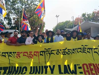 तिब्बत की आज़ादी की मांग तेज, ‘ब्लैक हैट पदयात्रा’ चंडीगढ़ पहुंची, चीन के खिलाफ जोरदार प्रदर्शन