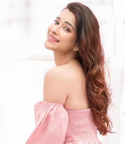 ਨਿਆਰਾ ਐਮ ਬੈਨਰਜੀ ਦਾ ਵੱਡਾ ਧਮਾਕਾ; 'ਇਲਜ਼ਾਮ' 'ਚ ਵਕੀਲ ਬਣ ਕੇ ਦਿਵਾਏਗੀ ਇਨਸਾਫ਼