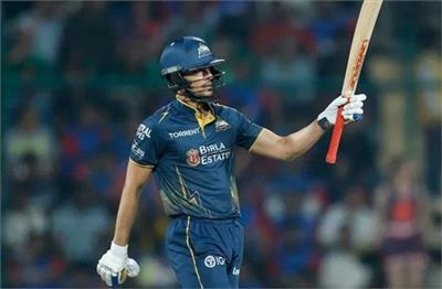 ਸ਼ੁਭਮਨ ਗਿੱਲ ਨੇ ਰਚਿਆ ਇਤਿਹਾਸ, IPL 'ਚ ਸਭ ਤੋਂ ਤੇਜ਼ 4000 ਦੌੜਾਂ ਬਣਾਉਣ ਵਾਲੇ ਪੰਜਵੇਂ ਬੱਲੇਬਾਜ਼ ਬਣੇ