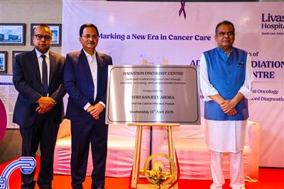 संजीव अरोड़ा ने लिवासा अस्पताल मोहाली में एडवांस्ड रेडिएशन ऑन्कोलॉजी सेंटर का शुभारंभ किया