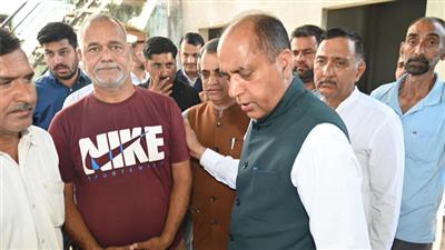 राह चलते अचानक किसी की हत्या का कोई तुक नहीं, पीड़ित परिजनों की शंकाएं दूर करे सरकार