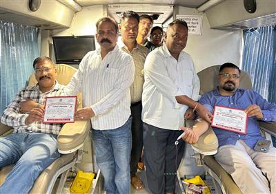 ਲਾਇਨਸ ਕਲੱਬ ਖਰੜ ਉਮੰਗ ਵੱਲੋਂ ਬੱਸ ਸਟੈਂਡ ਖਰੜ ਵਿੱਖੇ ਖੂਨ ਦਾਨ ਕੈਂਪ ਲਗਾਇਆ