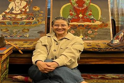 मनीषा कोइराला का कला के प्रति प्रेम, दिखाई नेपाल संस्कृति की अद्भुत झलक